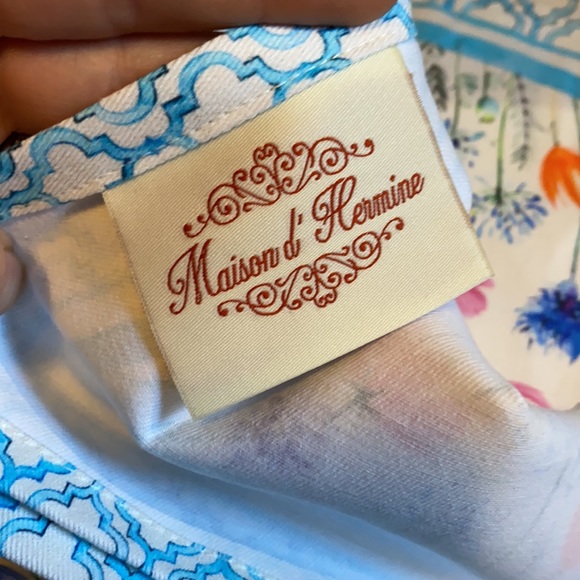 Maison d' Hermine Flower in The Field 4 Napkins - Picture 4 of 7